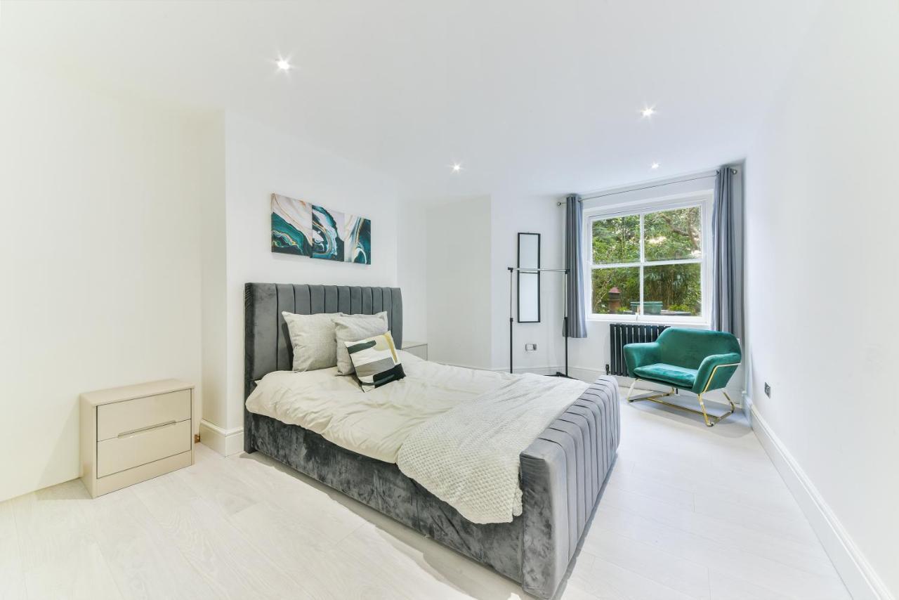 Amazing 2 Bed Apartment Clapham North Londra Dış mekan fotoğraf